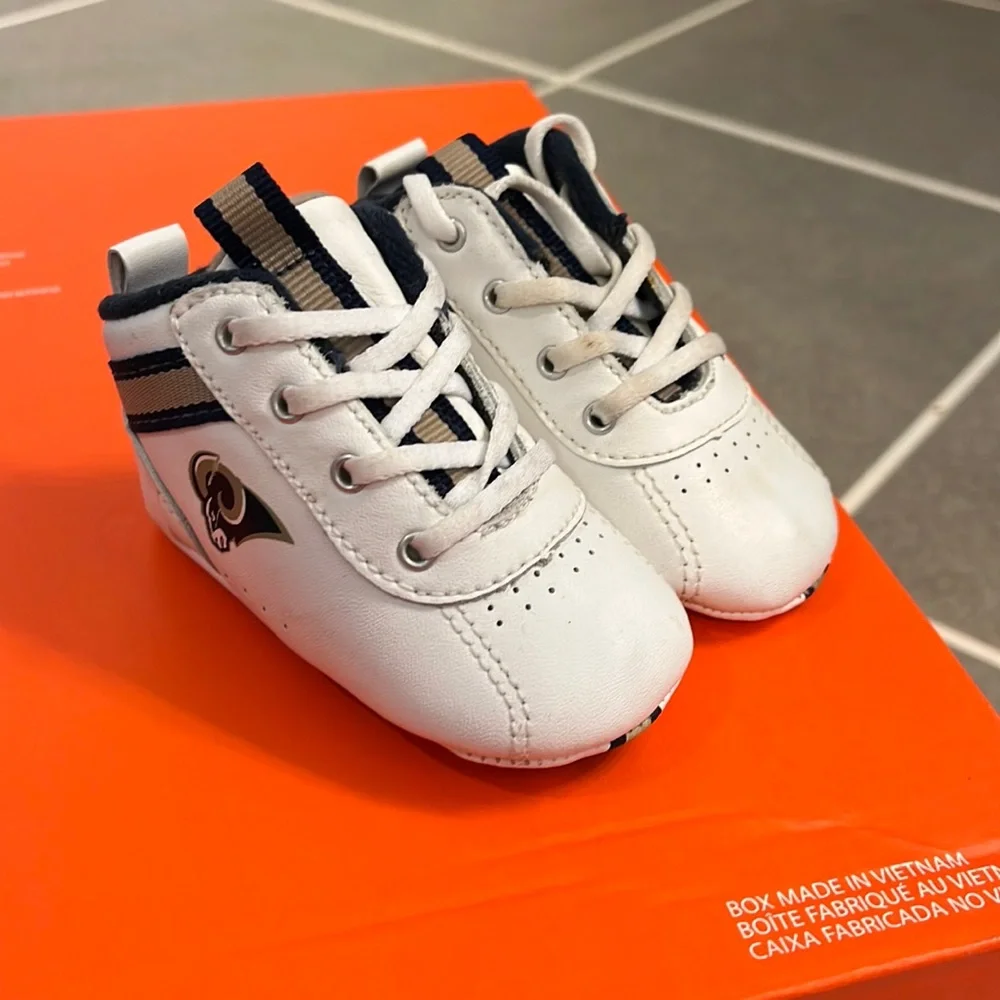 Los Angeles Rams NFL Reebok Infant Baby Crib Shoes Size 1 soft bottoms Sneakers